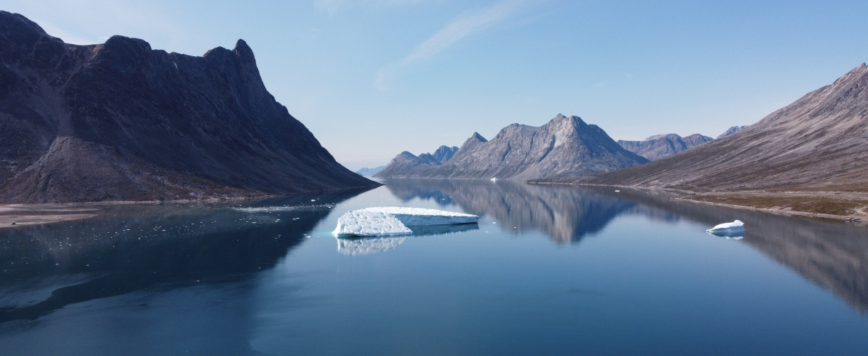 Wyprawa na Grenlandię: Scoresby Sund - najdłuższy fiord na świecie fot. © Paweł Gardziej