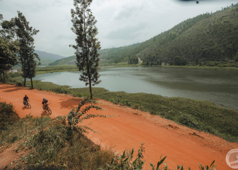 Rwanda: Rowerem w “Krainę Tysiąca Wzgórz”  fot. © Komeza Rwanda