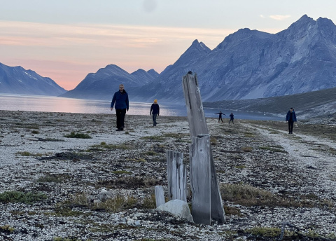 Wyprawa na Grenlandię: Scoresby Sund - najdłuższy fiord na świecie fot. © Roman Stanek