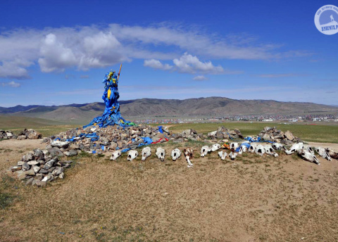 Wyprawa do Mongolii: przez mongolski step i pustynię. Fot. © Ivo Dokoupil, Zdenek Vacha dla Barents.pl