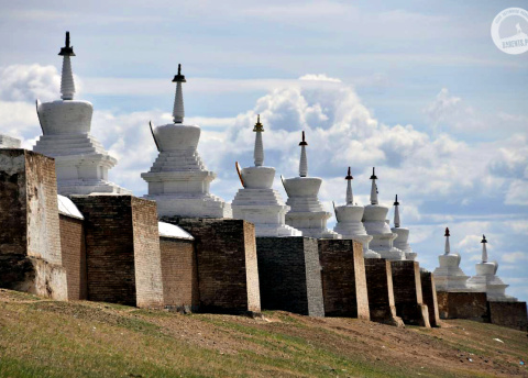 Wyprawa do Mongolii: przez mongolski step i pustynię. Fot. © Ivo Dokoupil, Zdenek Vacha dla Barents.pl