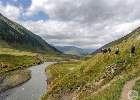 Wycieczka: Gruzja: trekking w Tuszetii i Chewsuretii + Kazbek Fot. © Tomek Chojecki, pilot Barents.pl