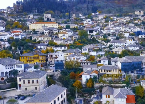 Sylwester w Albanii: Gjirokastër, Berat i wybrzeże Morza Jońskiego, fot.: Leo Zoto dla Barents.pl